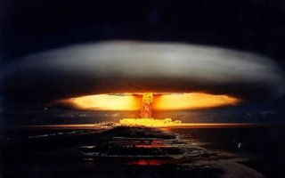 Amazing Photos of Nuclear Explosions | A big selection of the horrible though beautiful nuclear tests. There is the story about the first 4 pictures.