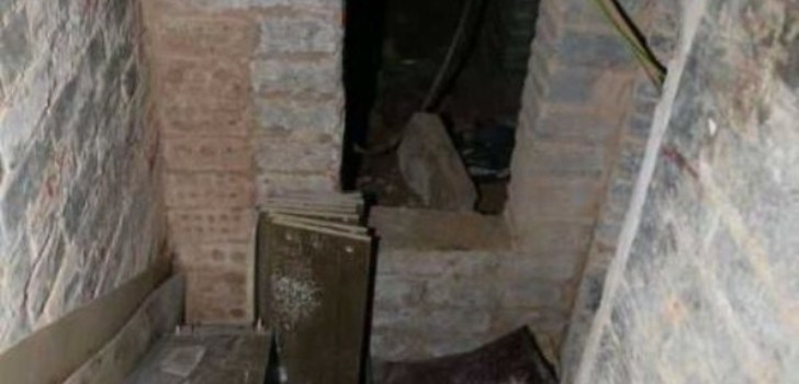 Secret Basement Found in England | One guy from England has found a secret basement inside his new home.